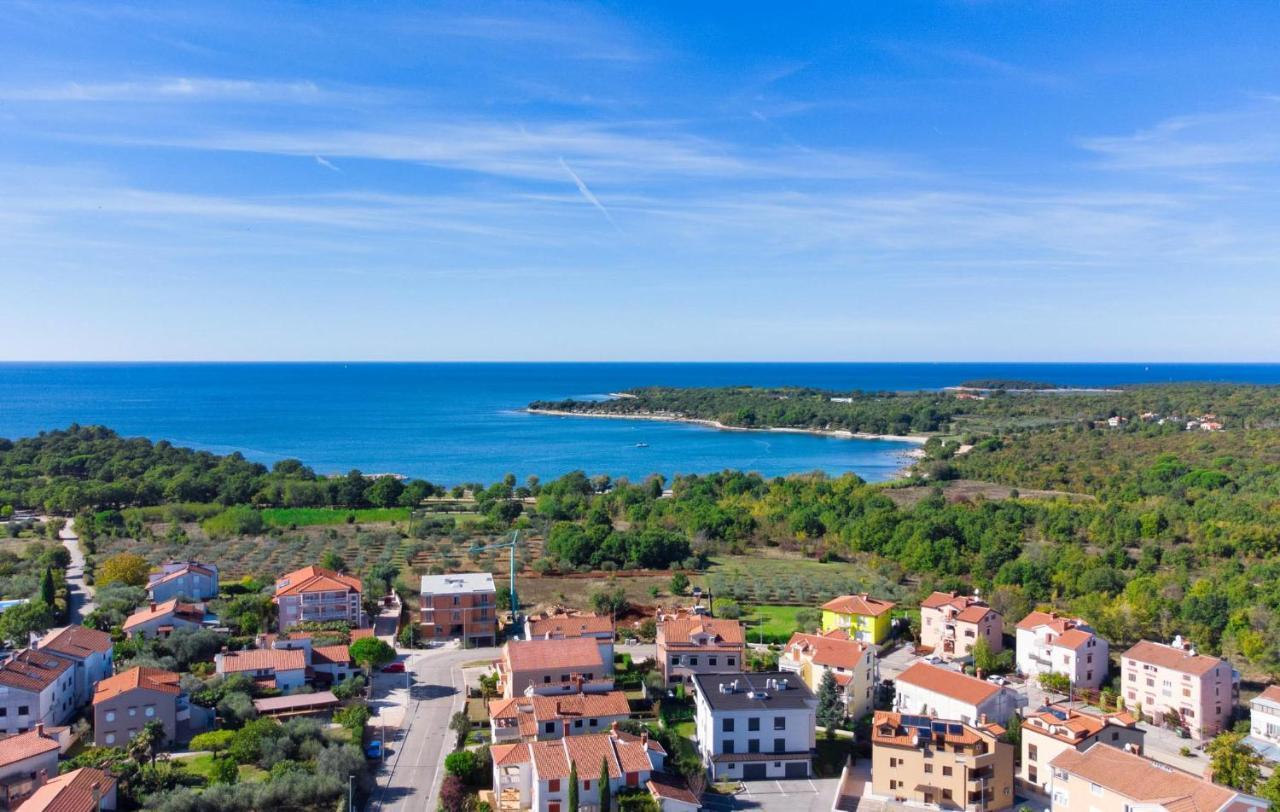 Appartement Mirko à Poreč Extérieur photo