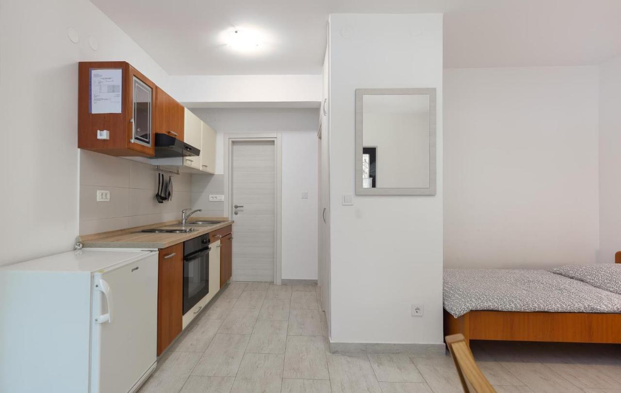 Appartement Mirko à Poreč Extérieur photo