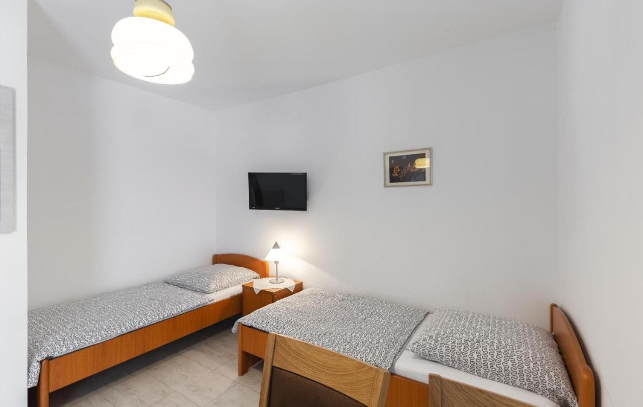 Appartement Mirko à Poreč Extérieur photo