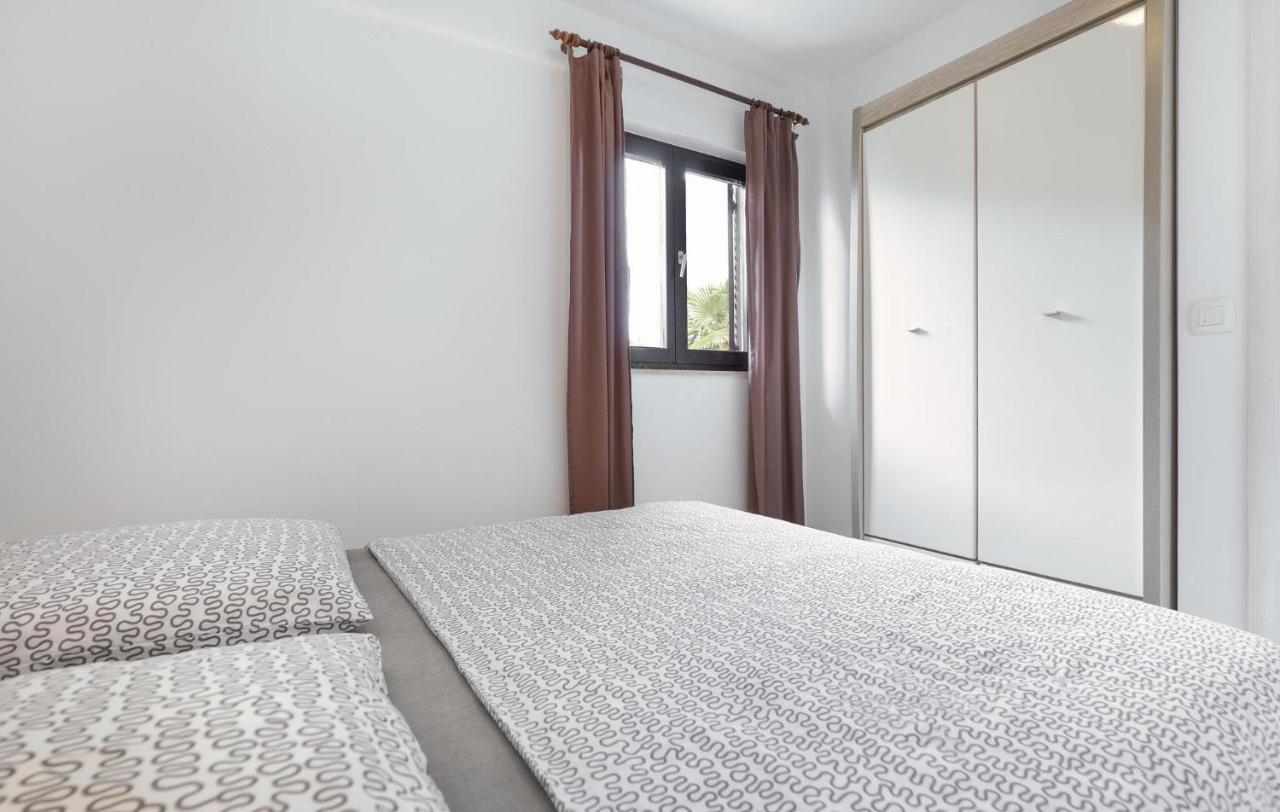 Appartement Mirko à Poreč Extérieur photo