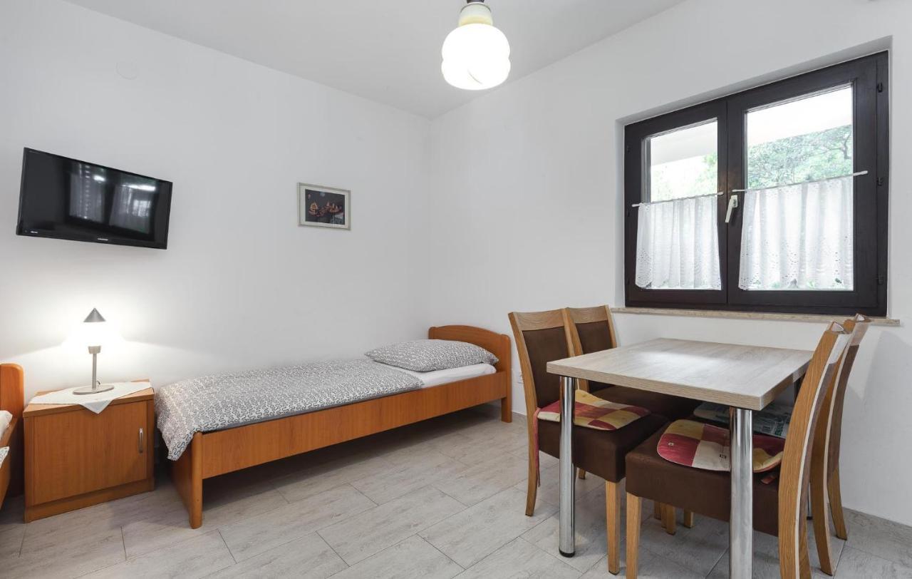 Appartement Mirko à Poreč Extérieur photo