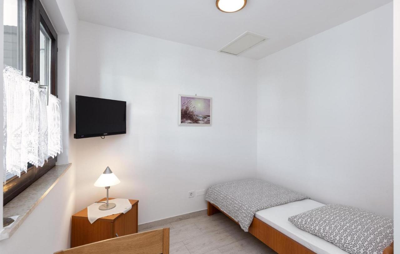 Appartement Mirko à Poreč Extérieur photo